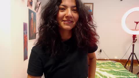 Saray online show from 10, 4, 2026