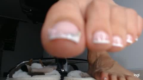 ashley online show from 15, 2, 2025