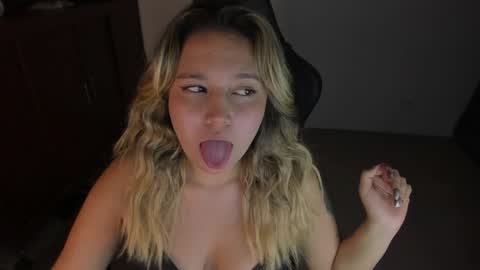 Snapshot of ash_smith1 chatting on 16, 1, 2025 ash_smith1 online show from 16, 1, 2025