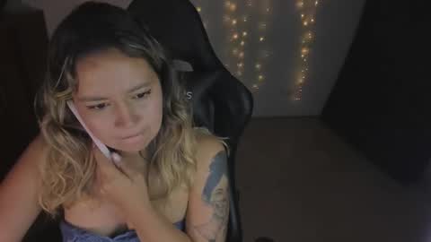 Snapshot of ash_smith1 chatting on 6, 3, 2025 ash_smith1 online show from 6, 3, 2025