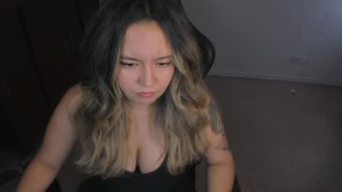 ash_smith1 online show from 27, 3, 2026