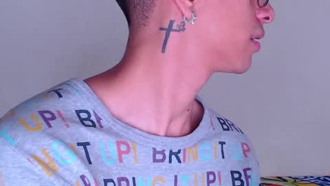 Snapshot of ash_v1 chatting on 12, 2, 2025 Ash online show from 12, 2, 2025