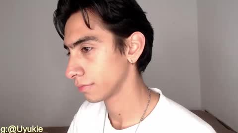 Snapshot of ash_v1 chatting on 14, 10, 2025 Ash online show from 14, 10, 2025