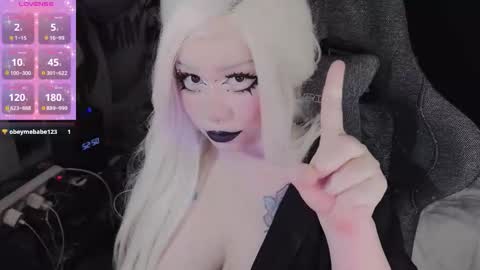 Sasha next stream December 4st  at  0000- 0030 am German time online show from 15, 1, 2026