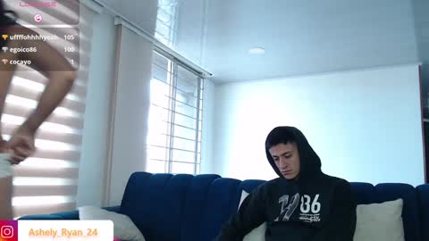 Snapshot of ashely_ryan24 chatting on 19, 12, 2024 Ashley And Ryan online show from 19, 12, 2024