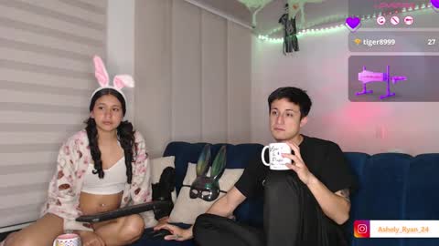Snapshot of ashely_ryan24 chatting on 8, 10, 2025 Ashley And Ryan online show from 8, 10, 2025