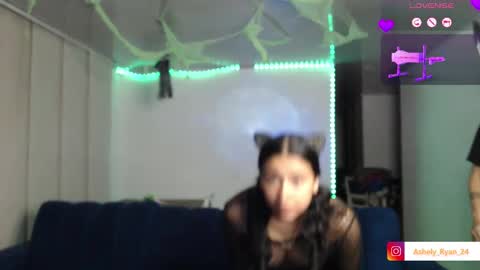 Snapshot of ashely_ryan24 chatting on 8, 10, 2025 Ashley And Ryan online show from 8, 10, 2025