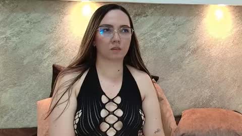 Asley Bennet online show from 15, 9, 2025