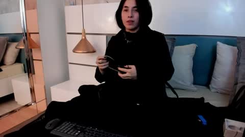 Ashkoreh online show from 15, 7, 2026