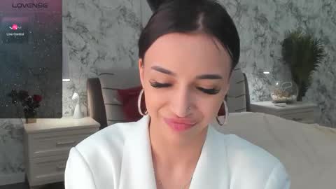 Snapshot of ashleroy chatting on 25, 9, 2025 veronika online show from 25, 9, 2025