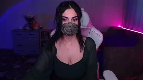   Yasmina   online show from 18, 2, 2025