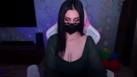   Yasmina   online show from 6, 4, 2026