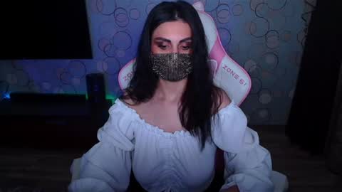   Yasmina   online show from 26, 6, 2026