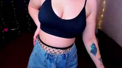 Snapshot of ashley__rous chatting on 23, 1, 2025 Ashley online show from 23, 1, 2025