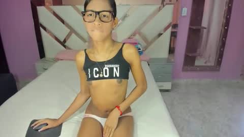 ashley_alexa online show from 18, 3, 2026