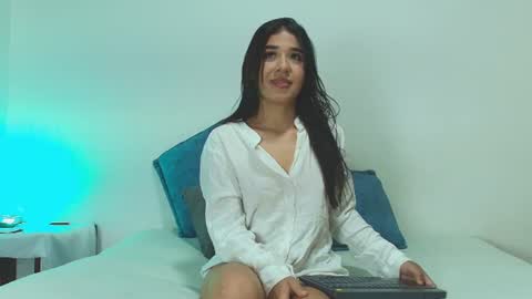 Ashley Blazze  online show from 29, 6, 2026