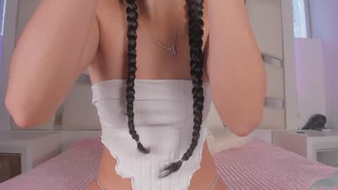 ashley_js online show from 15, 7, 2026
