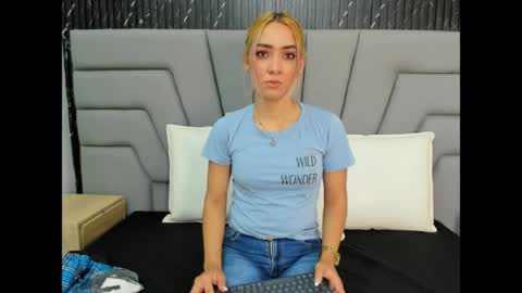 ashley_miller26 online show from 1, 6, 2026