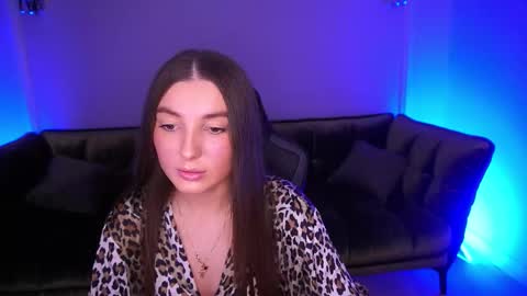 Snapshot of ashleybaee chatting on 6, 11, 2025 ashleybaee online show from 6, 11, 2025