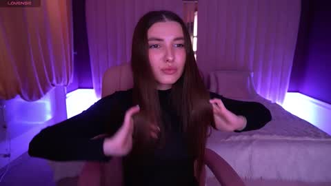 Snapshot of ashleybaee chatting on 11, 11, 2025 ashleybaee online show from 11, 11, 2025