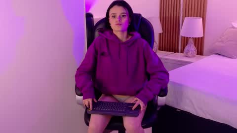 Ashley  online show from 14, 10, 2025