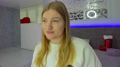 AshleyJonse online show from 16, 12, 2025