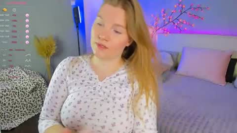 Snapshot of ashleyjonse chatting on 12, 6, 2026 AshleyJonse online show from 12, 6, 2026