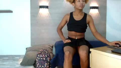 ashleysofiathenison online show from 8, 7, 2026