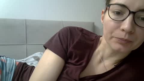 Ashley online show from 6, 3, 2025