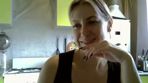 AshleyXHoney online show from 17, 9, 2025