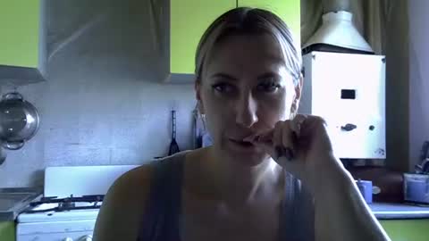 AshleyXHoney online show from 22, 9, 2025