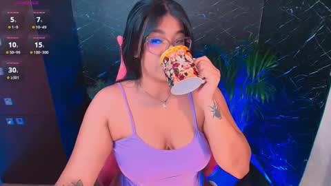 Ashleyy18   online show from 27, 11, 2025