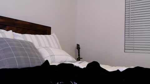 Ashley Love online show from 19, 2, 2025