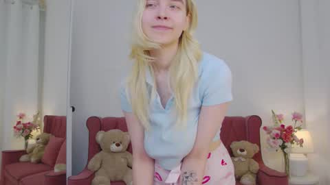 ashly_cherry online show from 15, 10, 2025
