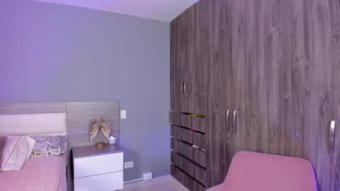 Ashly online show from 17, 10, 2025