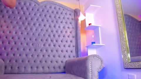 Ashly Moss online show from 17, 2, 2025