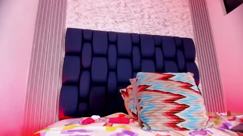 ashlybenison online show from 16, 12, 2024