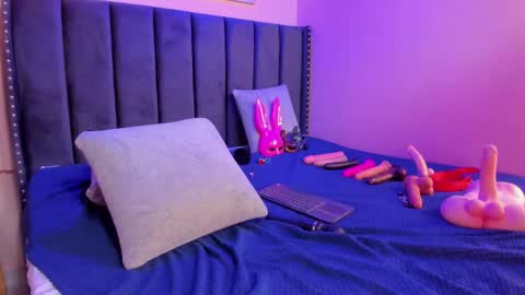 ashlye_miller_ online show from 9, 2, 2025