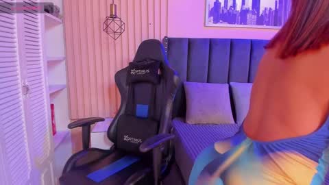 ashlye_miller_ online show from 23, 2, 2025