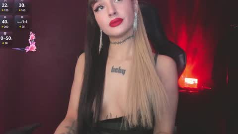 Snapshot of ashmila chatting on 2, 2, 2025 Mila online show from 2, 2, 2025