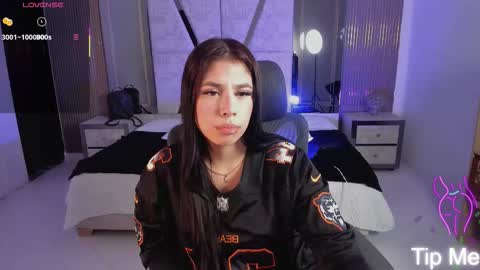 Snapshot of asiaandzoe chatting on 13, 10, 2025 Asia and Zoe online show from 13, 10, 2025