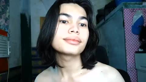asian_babyboi online show from 5, 7, 2026