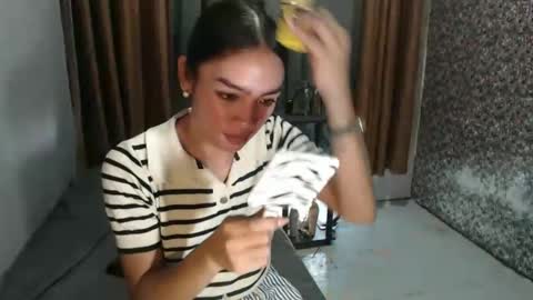 asian_cassy online show from 9, 4, 2026