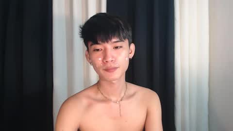 Snapshot of asian_cutiebaexx chatting on 2, 10, 2025 Pat online show from 2, 10, 2025