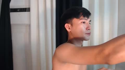 Snapshot of asian_cutiebaexx chatting on 15, 10, 2025 Pat online show from 15, 10, 2025