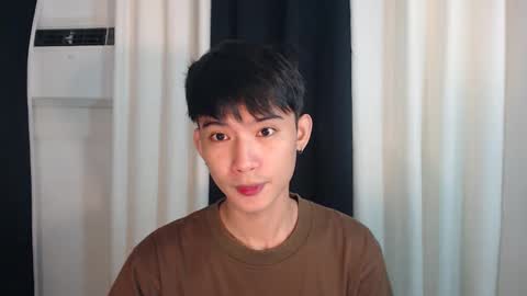 Snapshot of asian_cutiebaexx chatting on 19, 10, 2025 Pat online show from 19, 10, 2025