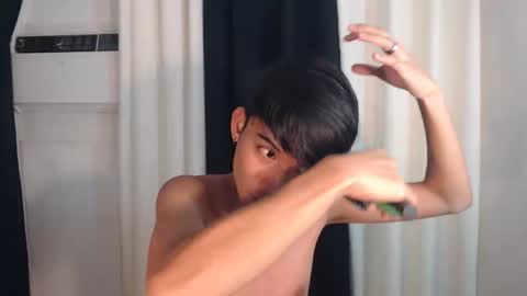 Snapshot of asian_cutiebaexx chatting on 2, 11, 2025 Pat online show from 2, 11, 2025