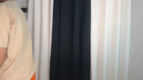 Snapshot of asian_cutiebaexx chatting on 12, 11, 2025 Pat online show from 12, 11, 2025