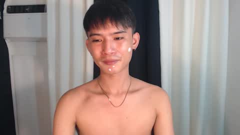 Snapshot of asian_cutiebaexx chatting on 18, 11, 2025 Pat online show from 18, 11, 2025