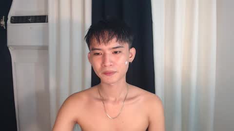 Snapshot of asian_cutiebaexx chatting on 19, 11, 2025 Pat online show from 19, 11, 2025